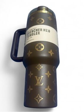 Stanley Brown and Gold
Chocolate Quencher Tumbler with Handle